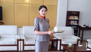 毕业生