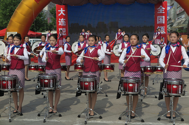 大连市优质中职学校巡展表演